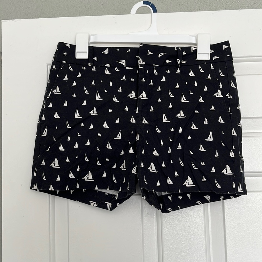 Banana Republic women’s short, size 4